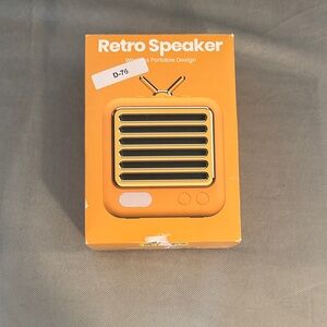 Wireless Portable Retro Speaker - Orange